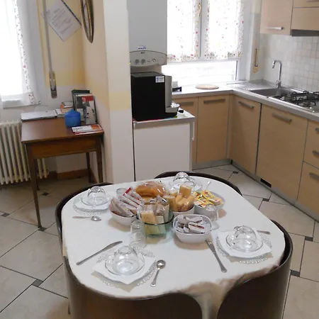 Vitti's 3 Guest house