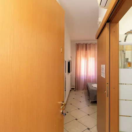Vitti's 3 Casa de hóspedes 3*
